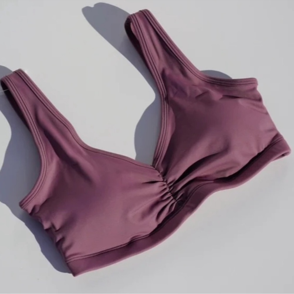 NWT Naturyl Sports Bra S - Rose